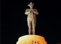 Installation of Anzac Digger on Anzac Bridge